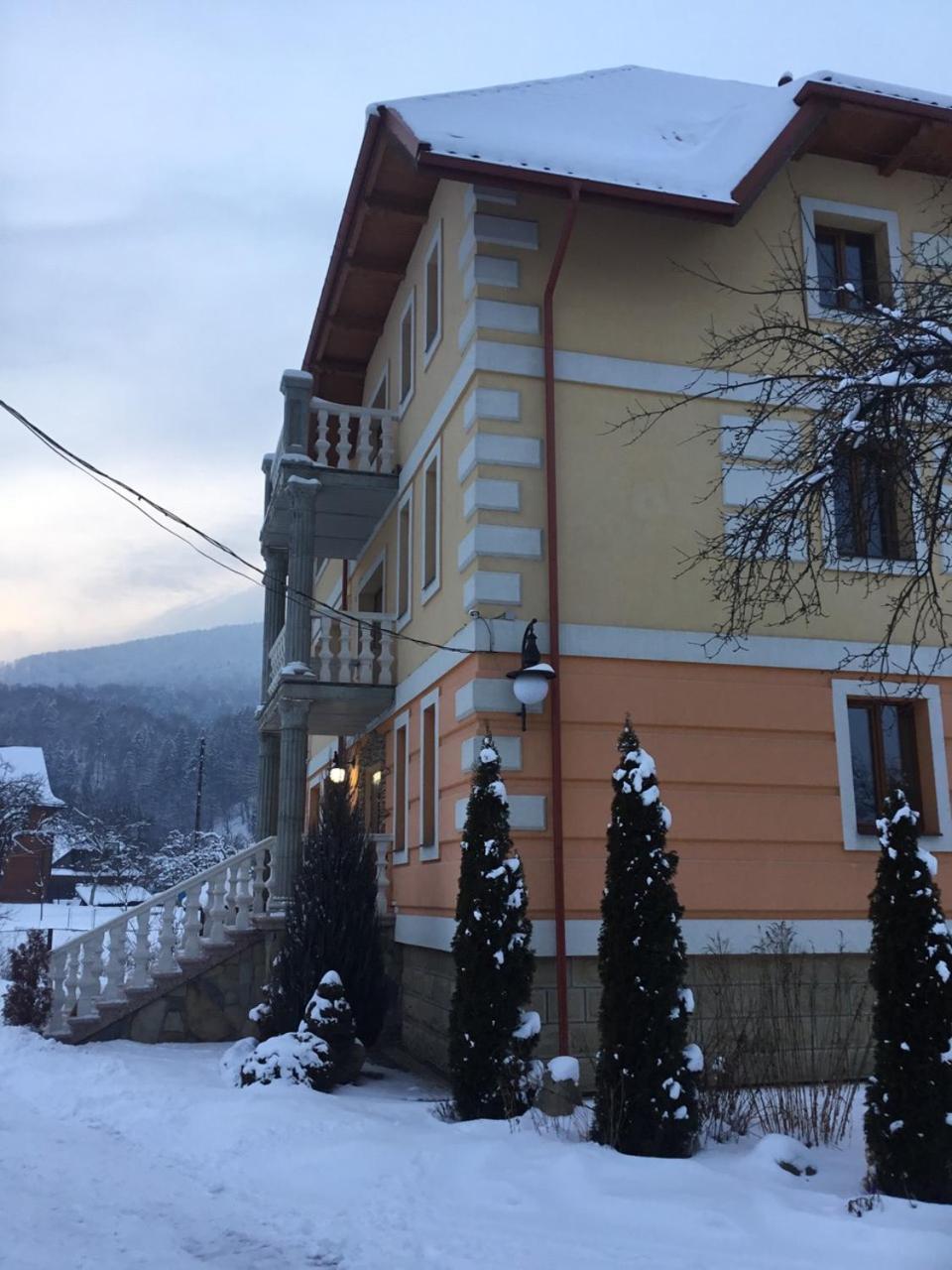 Затишний Дім Yaremtche Extérieur photo
